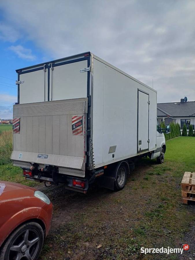 Usługi transportowe Buk Przewóz rzeczy palet Luboń