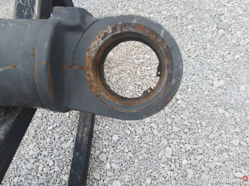 Siłownik Volvo EC 220 230 240 160 180 210 D184