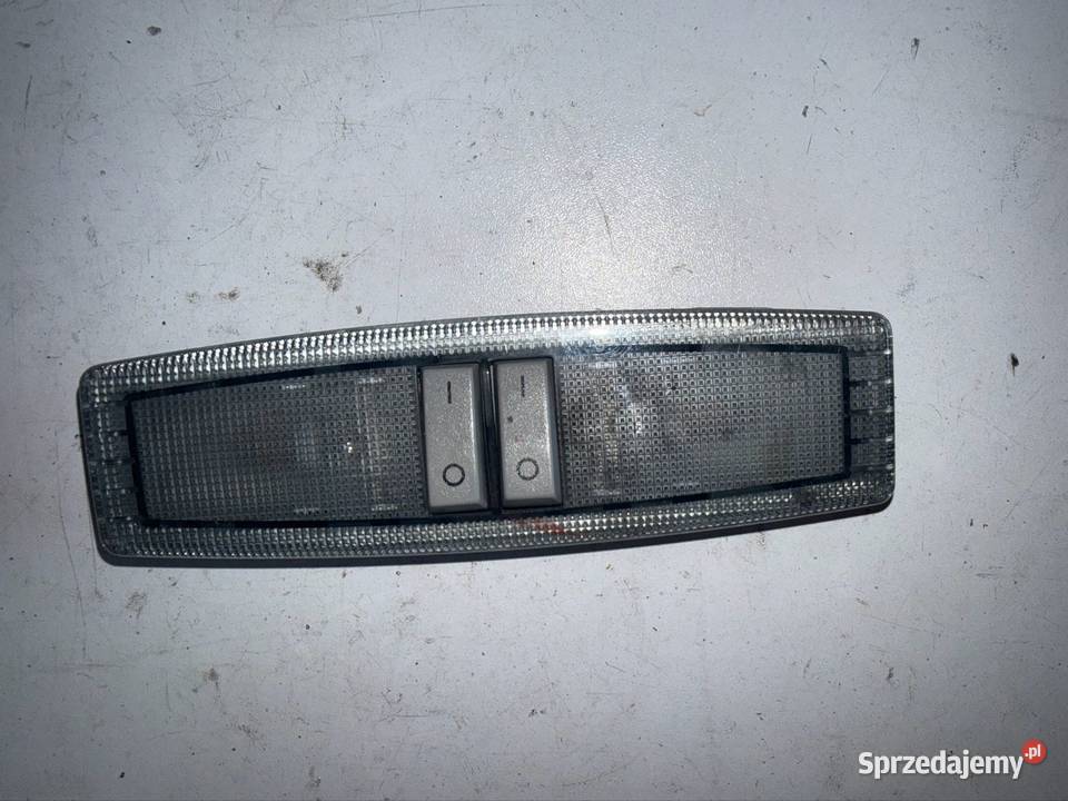 Lampka wewnętrzna Opel Zafira B osobowe Ostrów Wielkopolski sprzedam