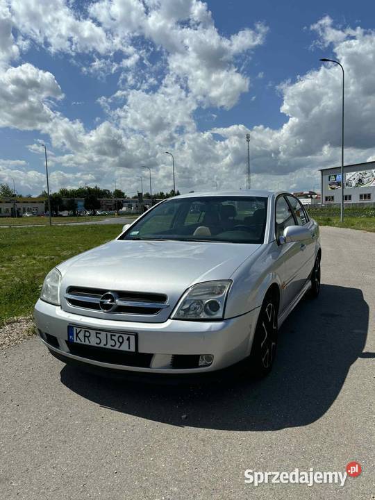 Vectra C 32 v6 srebrny Vectra Cudzynowice