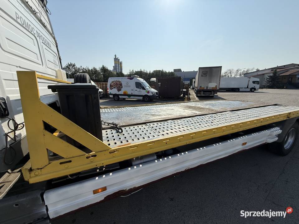 Platforma lawety Mercedes Atego 7m wyciągarka 7T