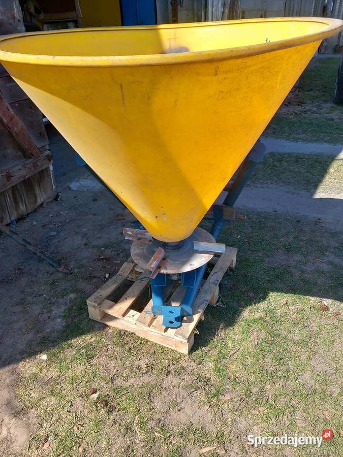 Rozsiewacz nawozów Strumyk Skórcz sprzedam