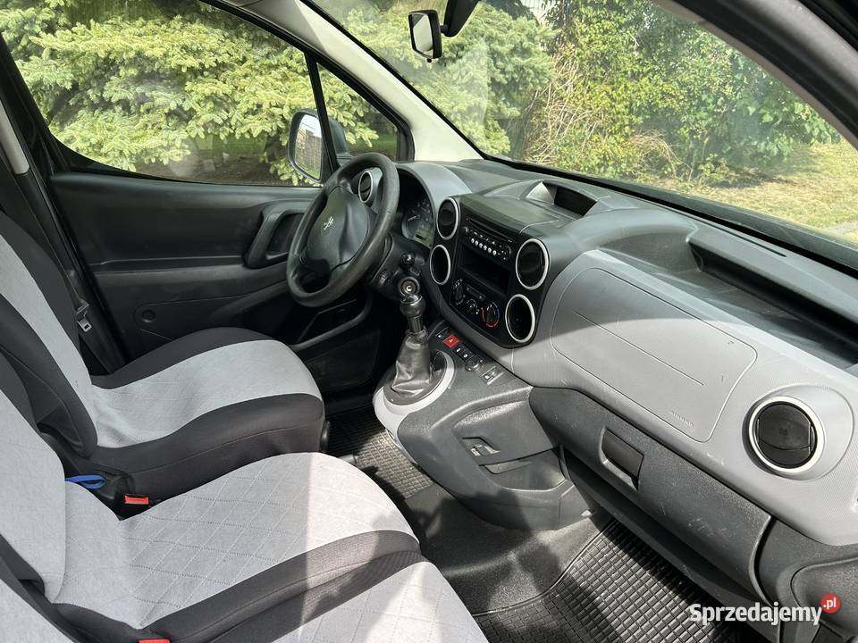 Sprzedam Peugeot Partner manualna Klimontów