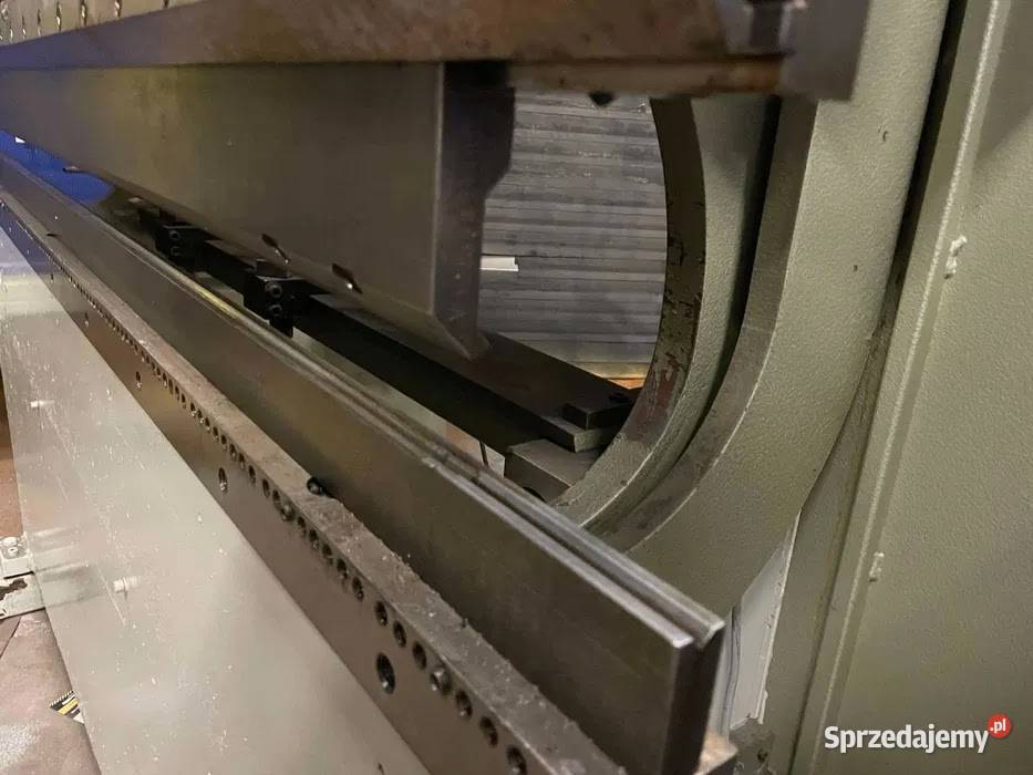 Prasa hydrauliczna krawędziowa Safan CNC S Produkcja