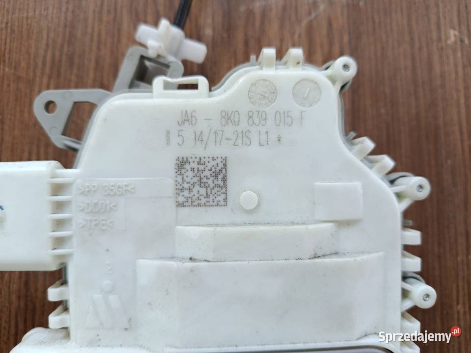 Audi zamek drzwi tylne lewe 45DR 8K0839015B Zielęcice
