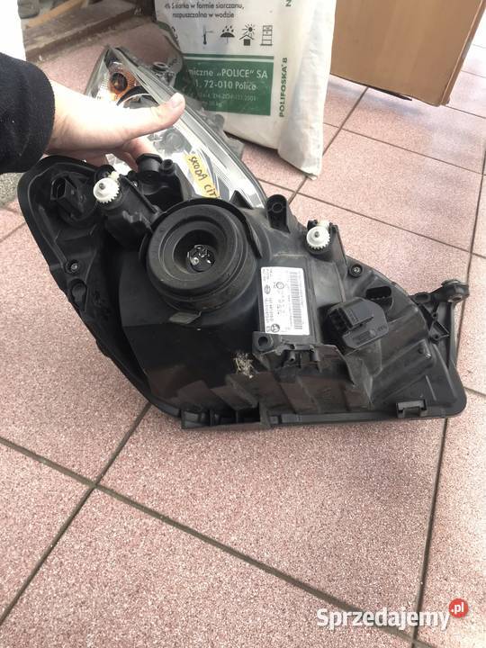 reflektor przód skoda citigo 1ST Lampy przednie Kozy
