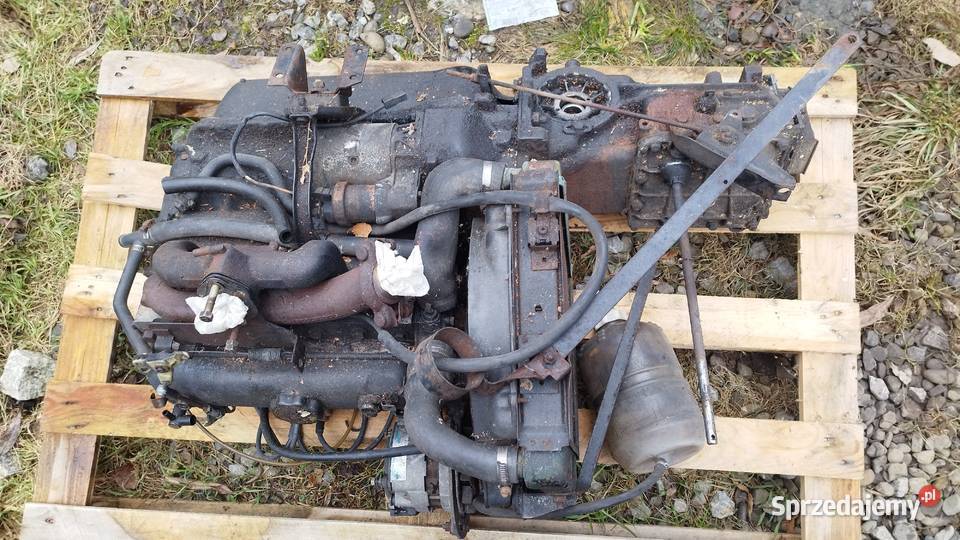 Renault 4 silnik skrzynia biegów zabytek Rok produkcji 1978 Żywiec