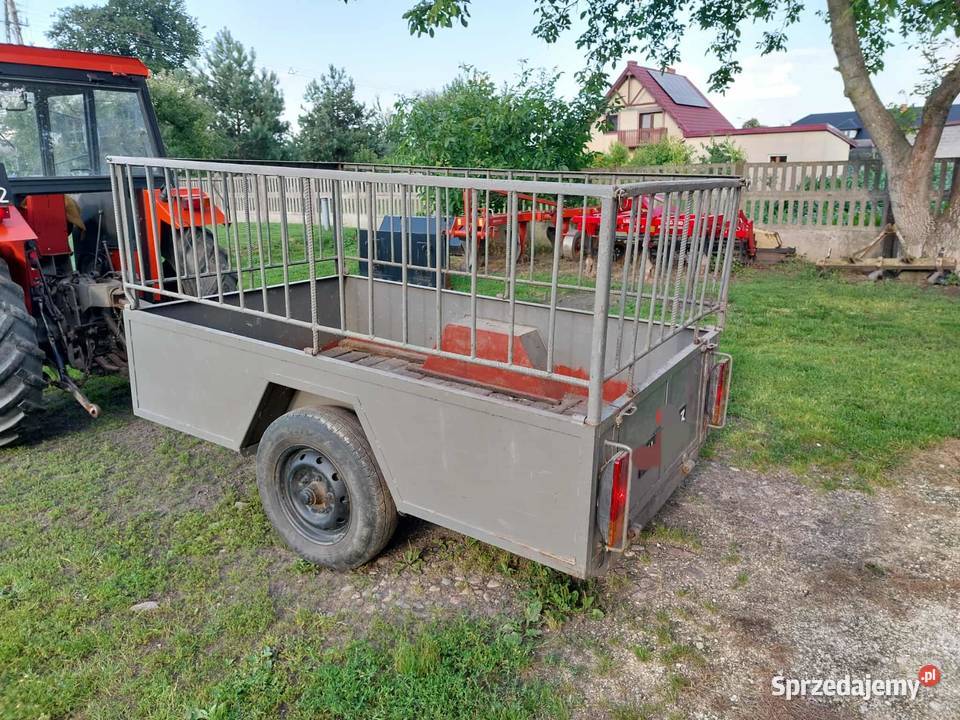 Przyczepka do ciągnika nieuszkodzony Przyczepy rolnicze sprzedam