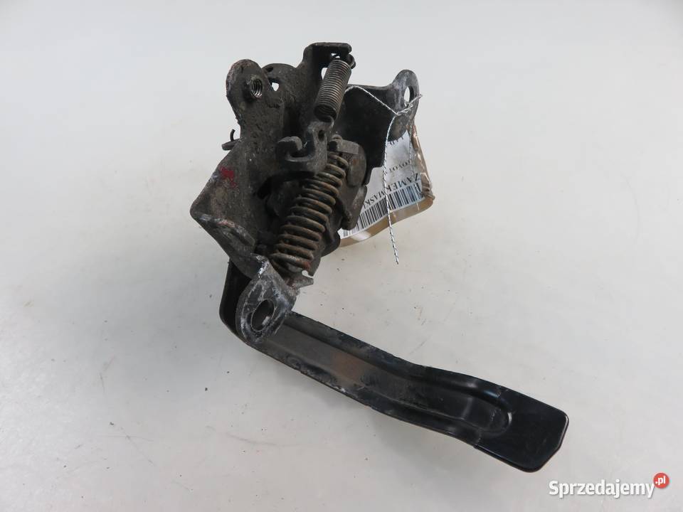 ZAMEK MASKI TOYOTA URBAN CRUISER P1 osobowe sprzedam