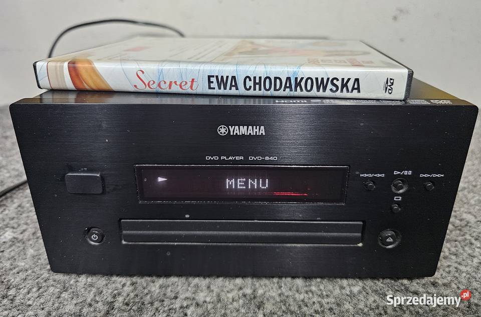 Odtwarzacz płyt Yamaha DVDE840 USB Pianocraft
