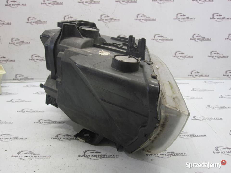 BMW E91 LIFT 09r lampa prawa przód A046439