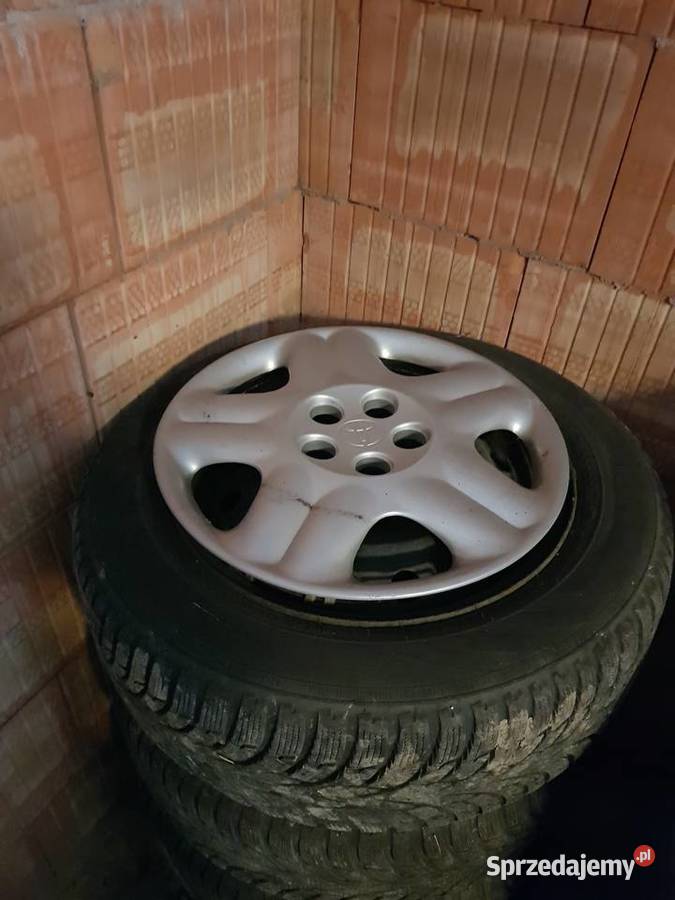 Zimowe na felgach 5x100 Nokian 19560 R15 2017r