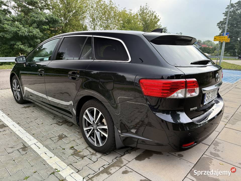 Toyota Avensis bezwypadkowy salon zadbany Radzymin