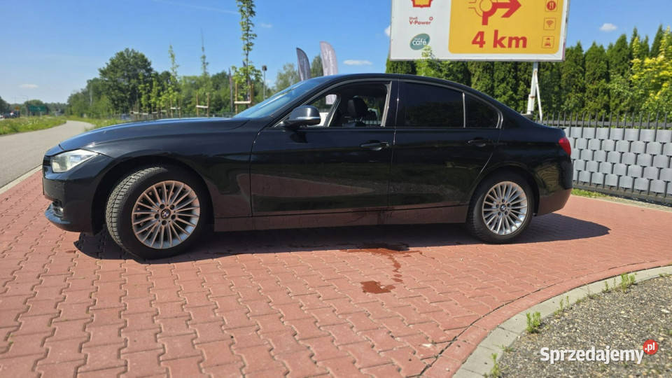 BMW 320 Lekko Uszkodzony Jeżdżący Sprawna Klima mazowieckie Karczew