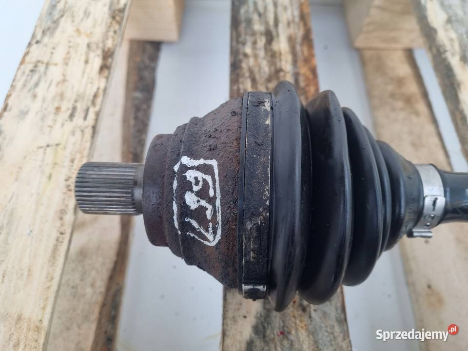 PÓŁOŚ Vw Golf VI 14 Tsi PRZEDNIA LEWA półośka Chełm