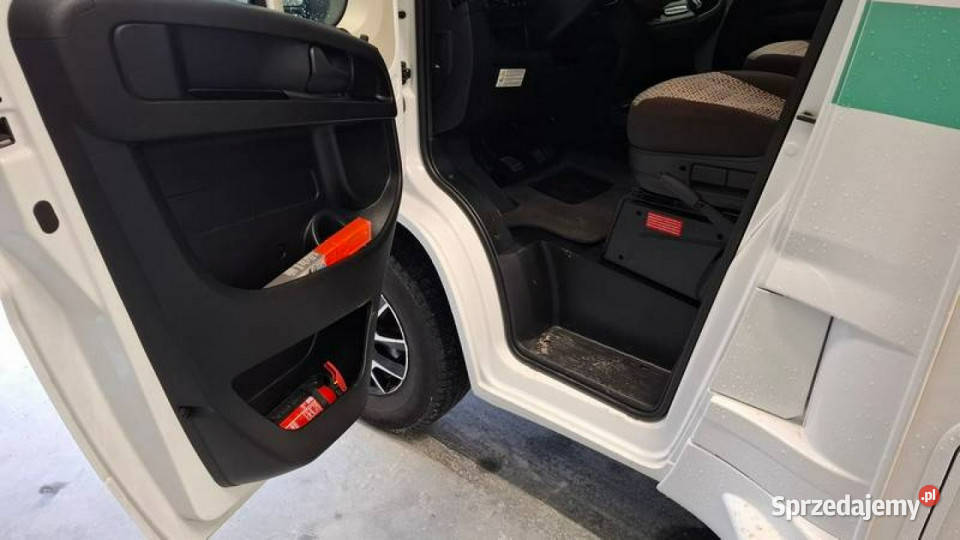 samochody kempingowe Laika Kosmo F510 Alkowa Rok produkcji 2021