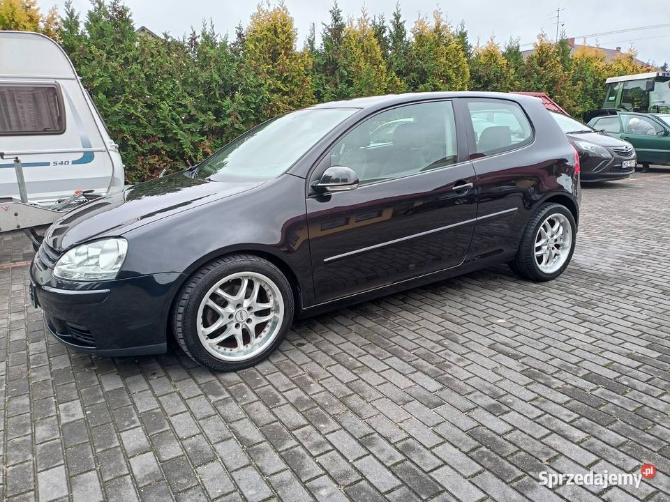 Volkswagen Golf V 19 TDI 105 Klimatronik Navi Kolno