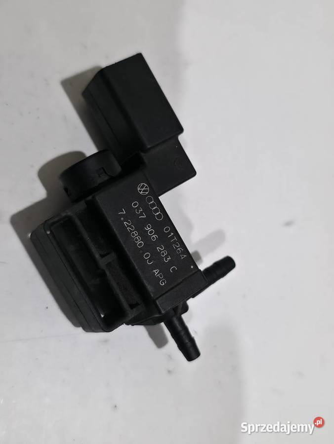 Zawór podciśnienia Audi a4b6 037906283C Rok produkcji 2001 warmińsko-mazurskie Iława