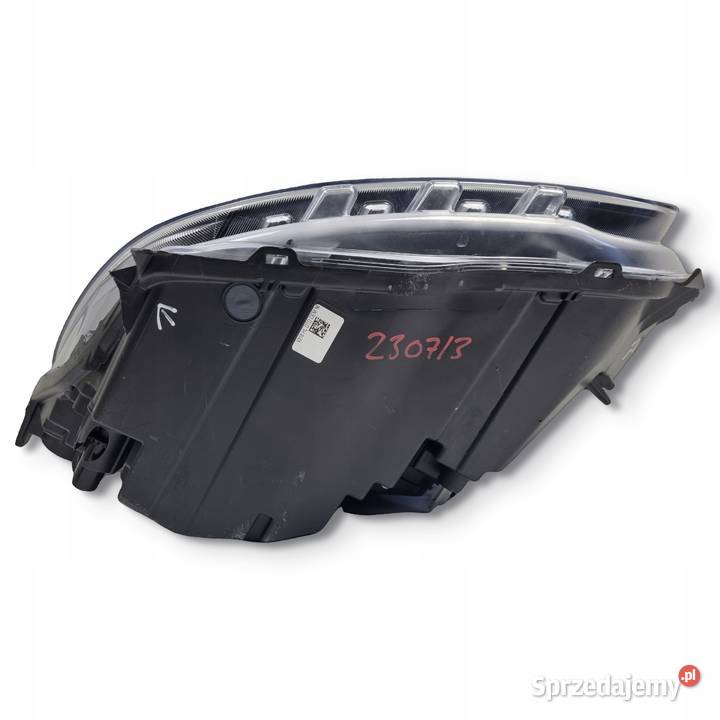 LAMPA PRAWA Volvo XC40 prawy przód przednia FULL Chełm sprzedam