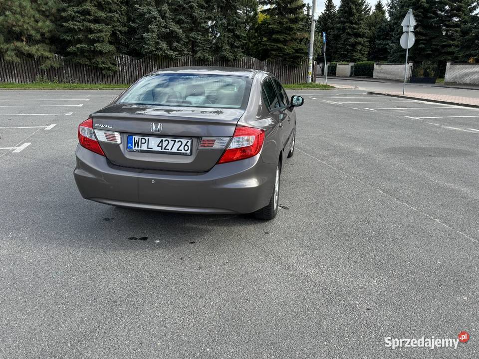 Honda Civic 18 Benzyna 140 Polski Salon 1 czujnik deszczu Piączyn