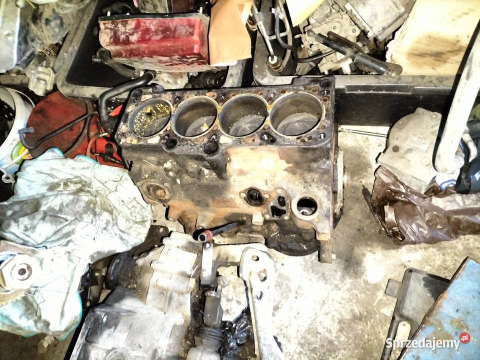GOLF 2 PASSAT B2 JETTA 2 DÓŁ BLOK SILNIKA 18 Motoryzacja lubelskie Kamień-Kolonia sprzedam