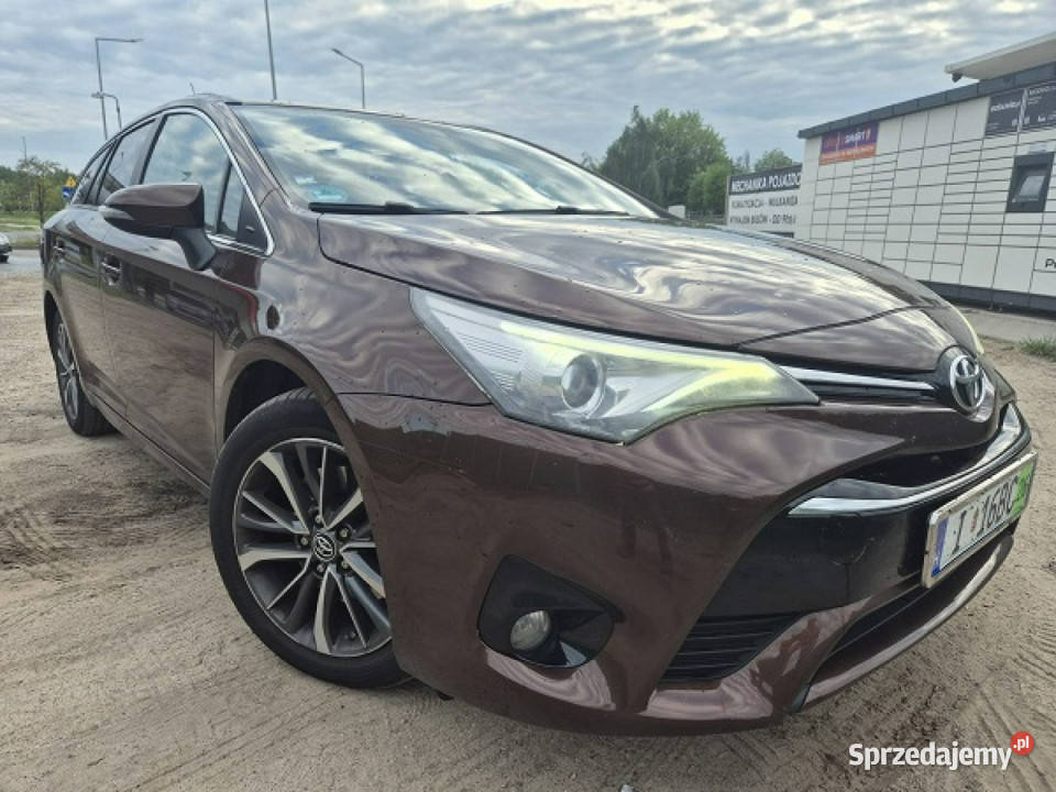 Toyota Avensis Super wyposażenie Skóra Model