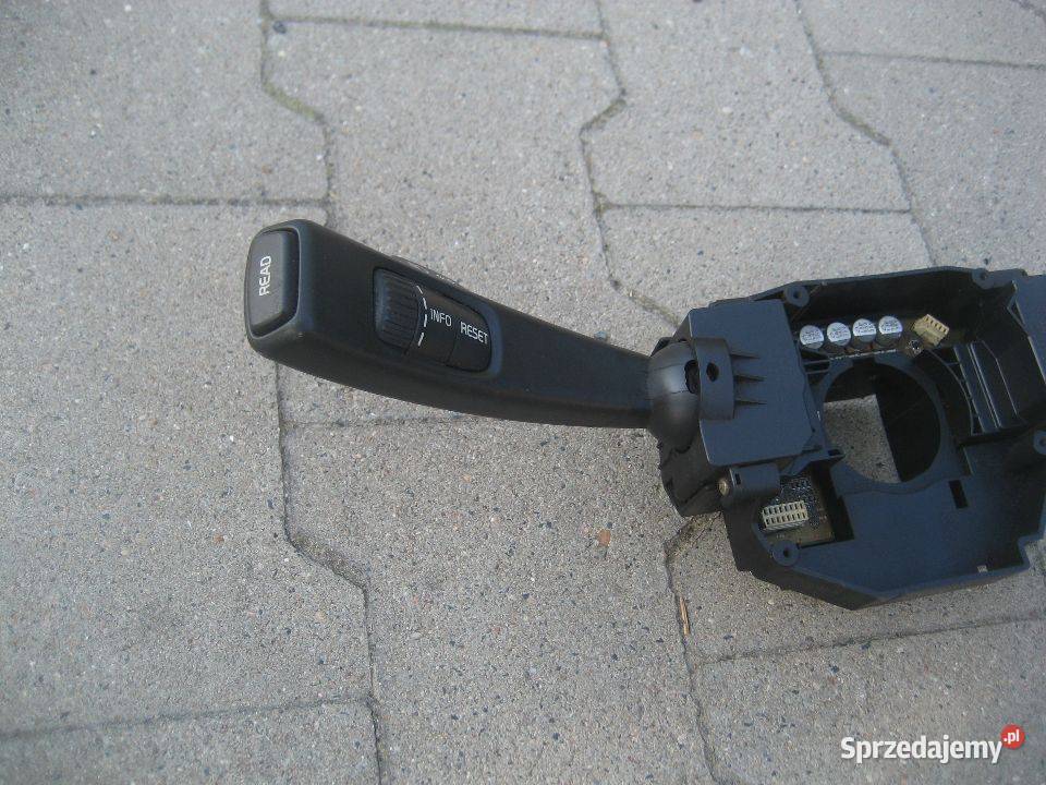 volvo v50 04r07r przełącznik kierunkowskazów Rakoniewice sprzedam