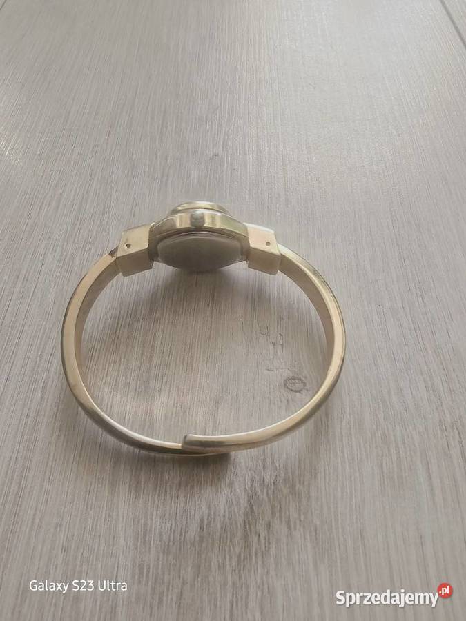 Guess Złoty Zegarek Bransoleta Ukryta Tarcza