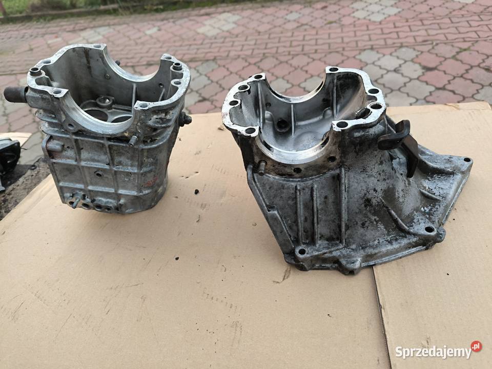 Fiat 126p obudowa skrzyni biegów Stalowa Wola