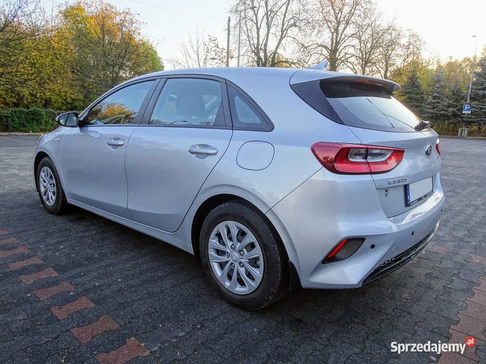 Kia Ceed III 10 TGDI 63 pierwsza rejestracja czujnik parkowania Warszawa sprzedam