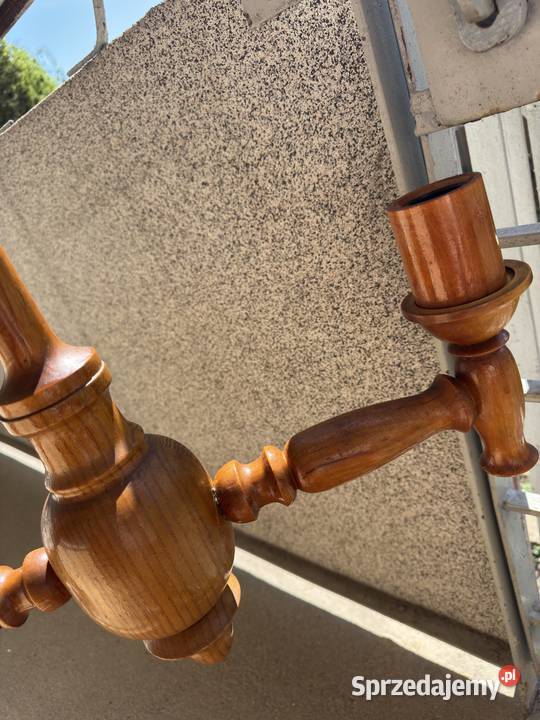 Zyrandol z czasów PRLu na 2 żarówki Łapy
