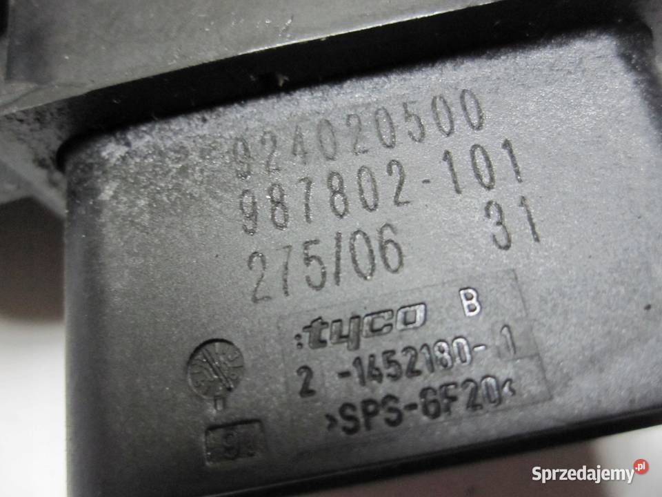 LAND ROVER FREELANDER II 06r zamek drzwi lewy Zamki, wkładki i kluczyki