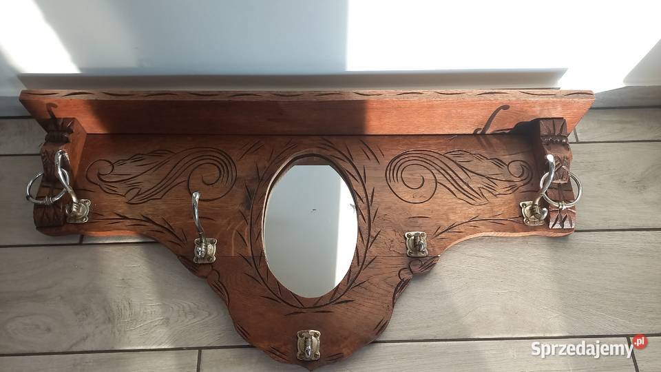 Wieszak drewniany z lustrem i półką wiszący Gawroniec