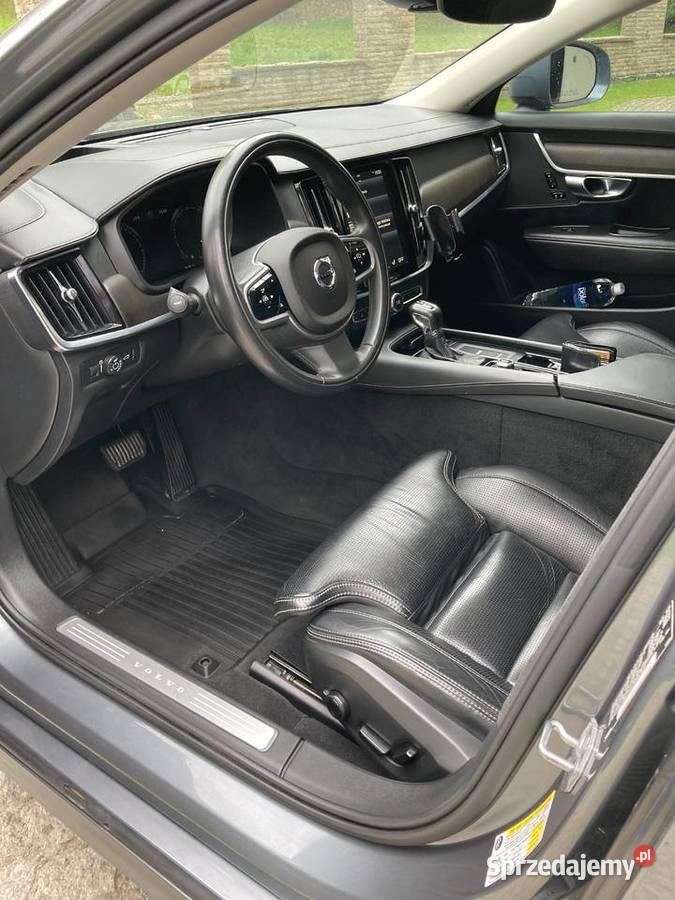 olvo V90 Cross Country 2018 T6 320 AWD 188000km Milówka