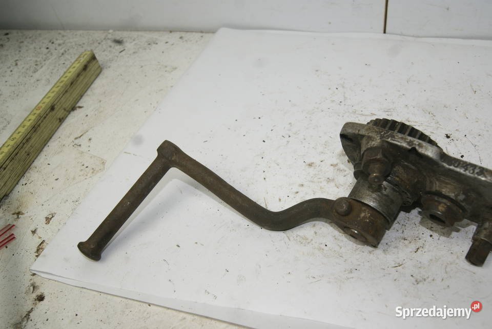 TRIUMPH K8 K9 K10 K11 DEKIEL SKRZYNI BIEGÓW Cylindry, głowice, pierścienie śląskie Rybnik