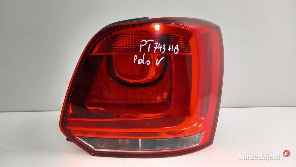 VW POLO V 6R LAMPA TYŁ PRAWA Światła stop Zbierkowo