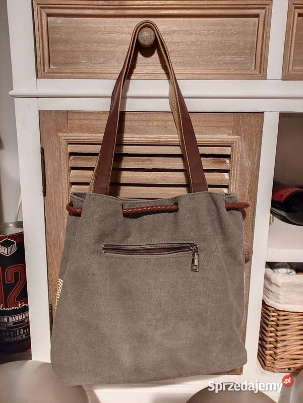 Workowa torebka ze ściągaczem na ramię w 35cm