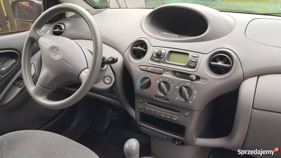 Zadbana Toyota Yaris 13 Suwałki sprzedam