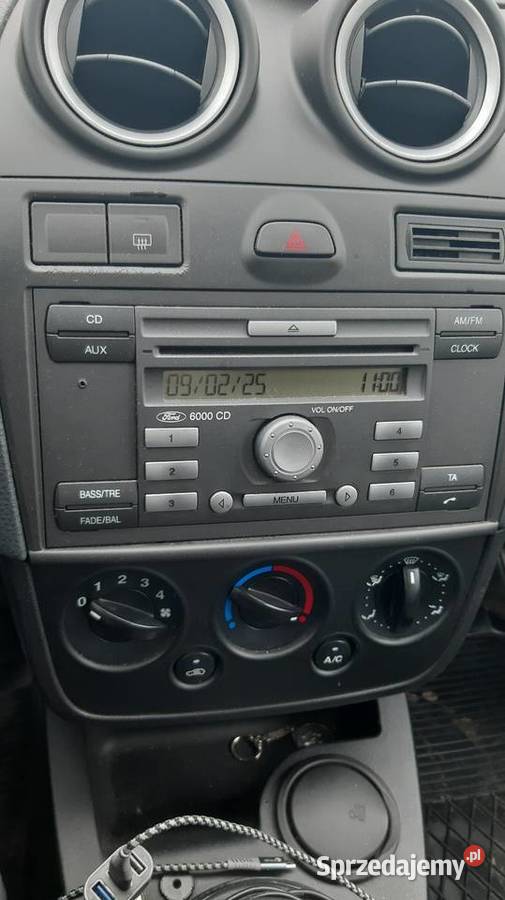 Ford Fiesta 14 59KM Dąbrówka Kujawska sprzedam