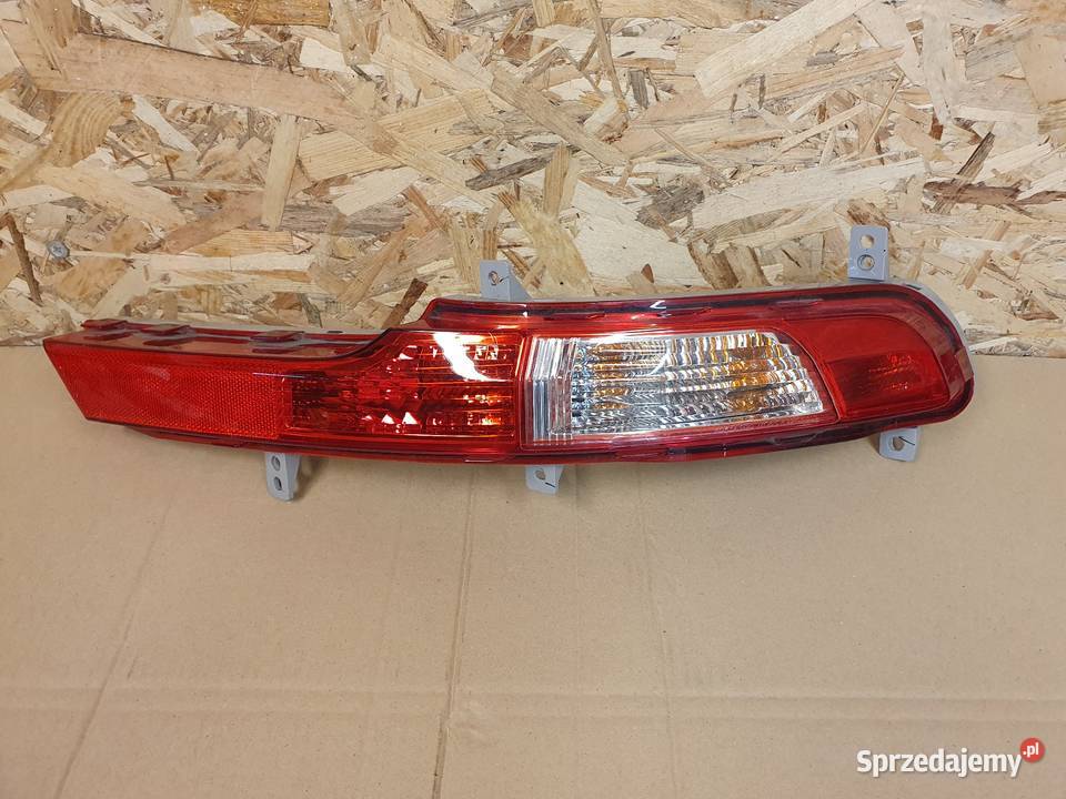 KIA SPORTAGE 3 III LAMPA W ZDERZAK PRAWA TYŁ Międzychód