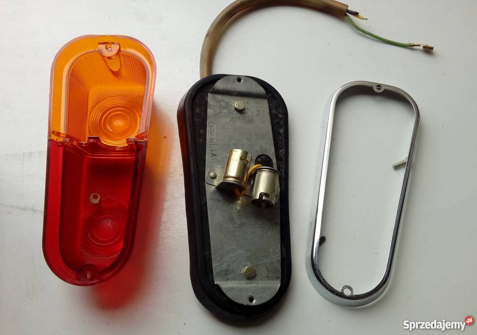 Lampa tylna lewa Syrena 105 Nowa Części samochodowe Lubin