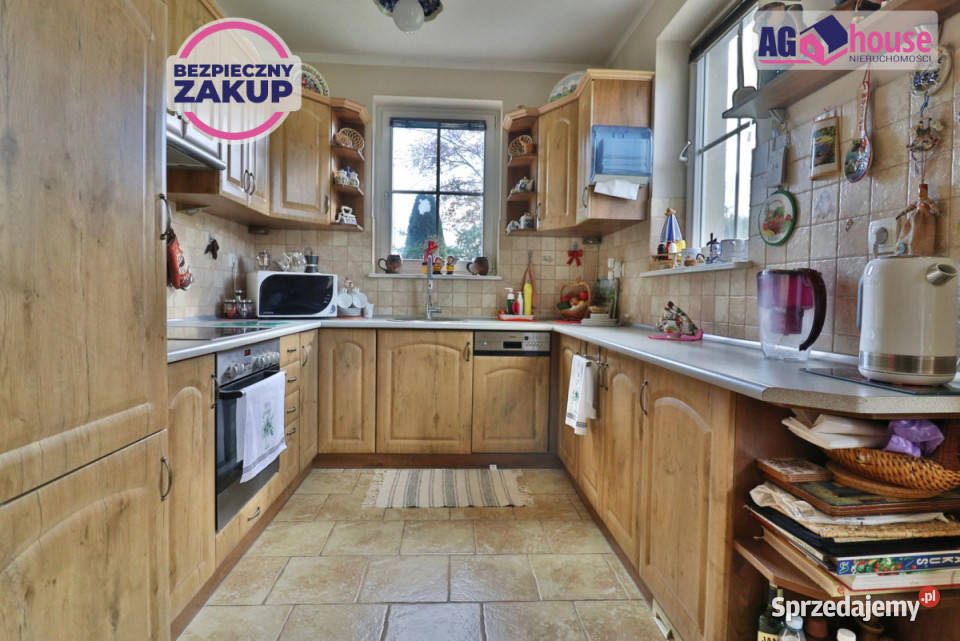 Dom wolnostojący Kowale Staropolska 1599m2 dachówka