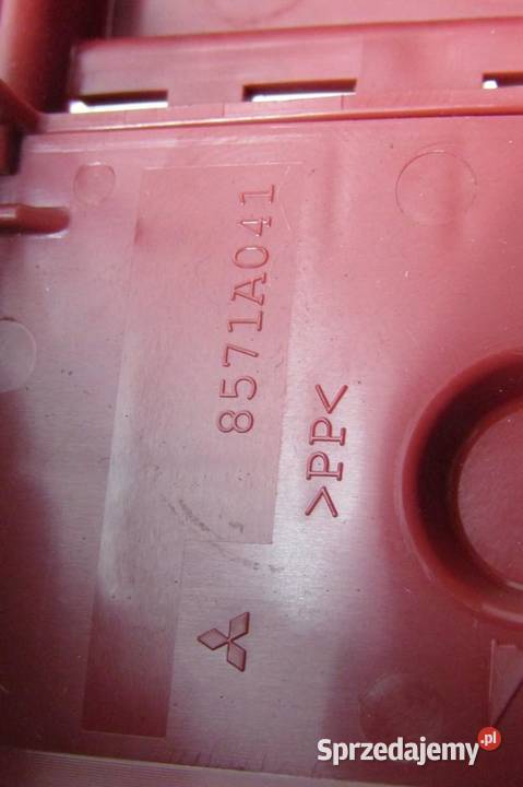 ZAŚLEPKA OSŁONA KLEMY PLUSOWEJ MITSUBISHI