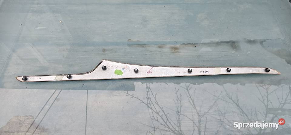 Listwa drzwi drewno prawy tył mercedes w210 Rok produkcji 1998 Zbąszyń