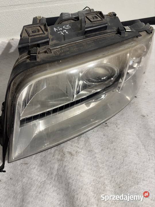 Lampa lewy przód Audi A6 C5 osobowe Jasienica