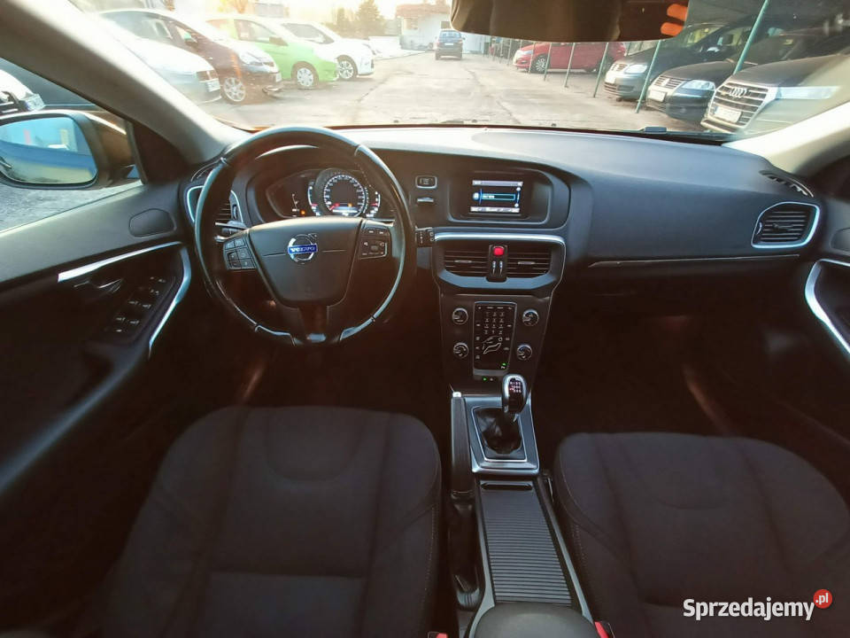 Volvo V40 niski przebieg zadbane II 2012 Tomaszów Mazowiecki