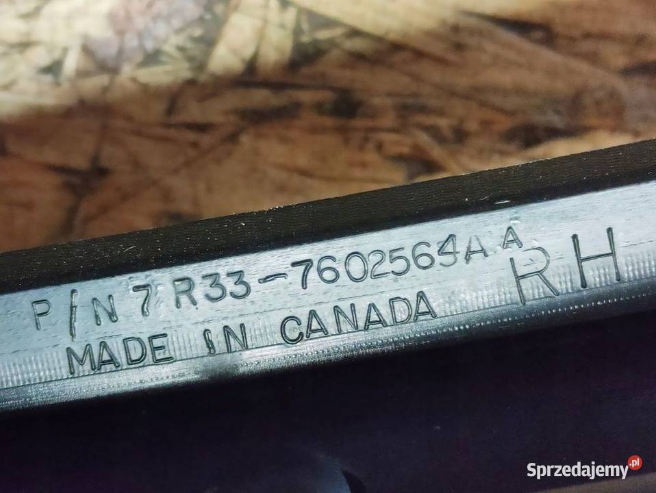 Listwa Słupka A Prawa Ford Mustang V Cabrio 2007 osobowe sprzedam