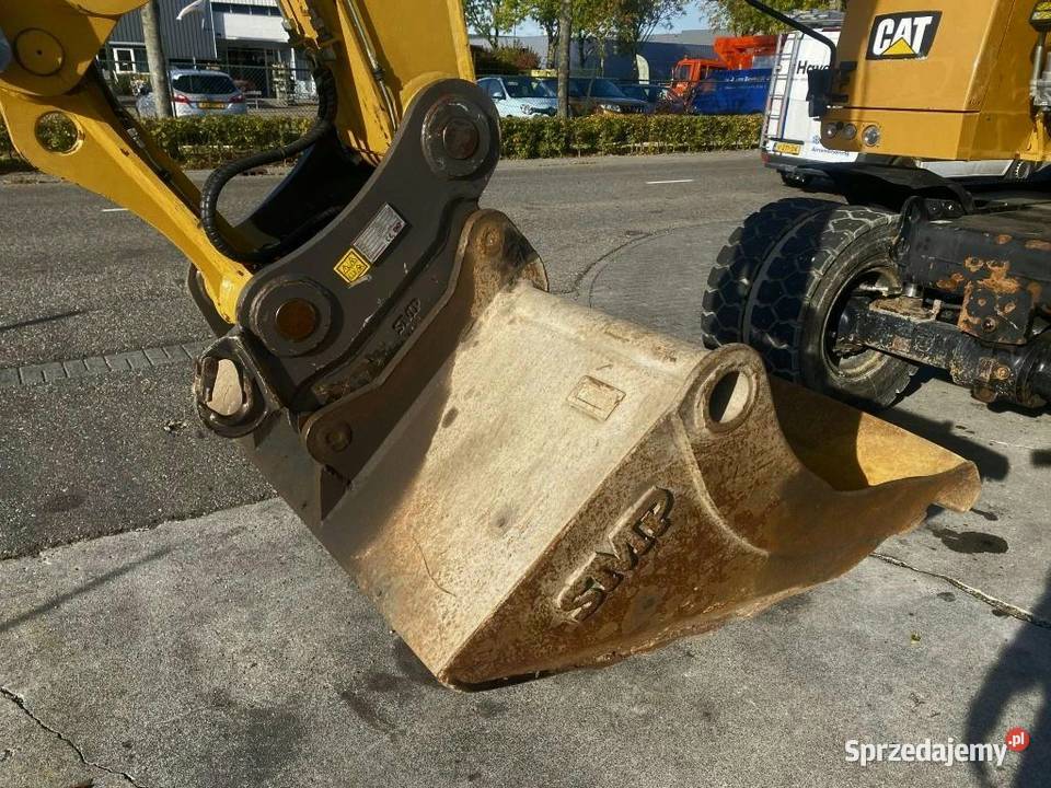 Caterpillar M 318 F koparka kolowa z roku 2017 Rok produkcji 2017 Warszawa