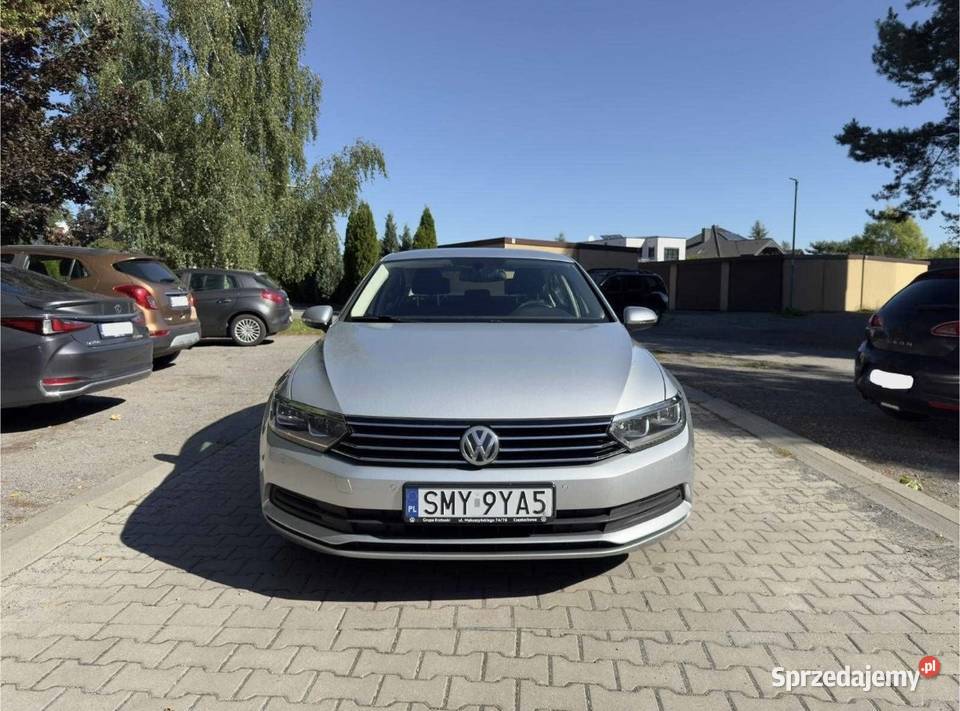 Sprzedam Volkswagen Passat 14 B8 2016 Benzyna isofix Myszków sprzedam
