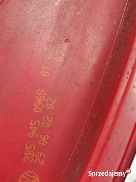 LAMPA TYŁ PRAWA SEDAN PRZED LIFT VW Volkswagen świętokrzyskie